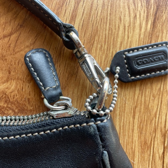 Coach | Demi Leather Baguette Shoulder Bag 7785 - Black - Picture 2 of 12